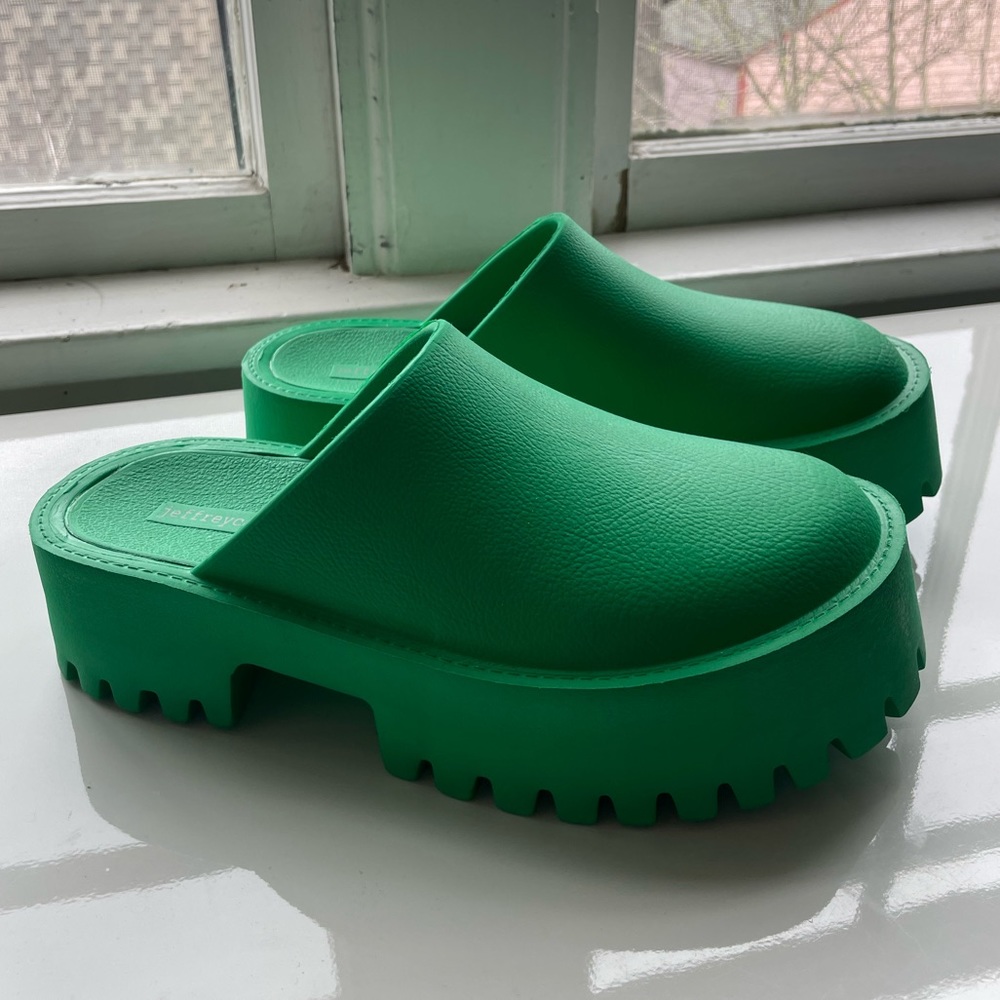 Jeffrey Campbell Green Clogges